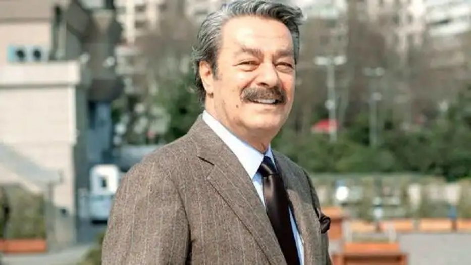 Kadir İnanır'a o partiden milletvekilliği teklifi gitti