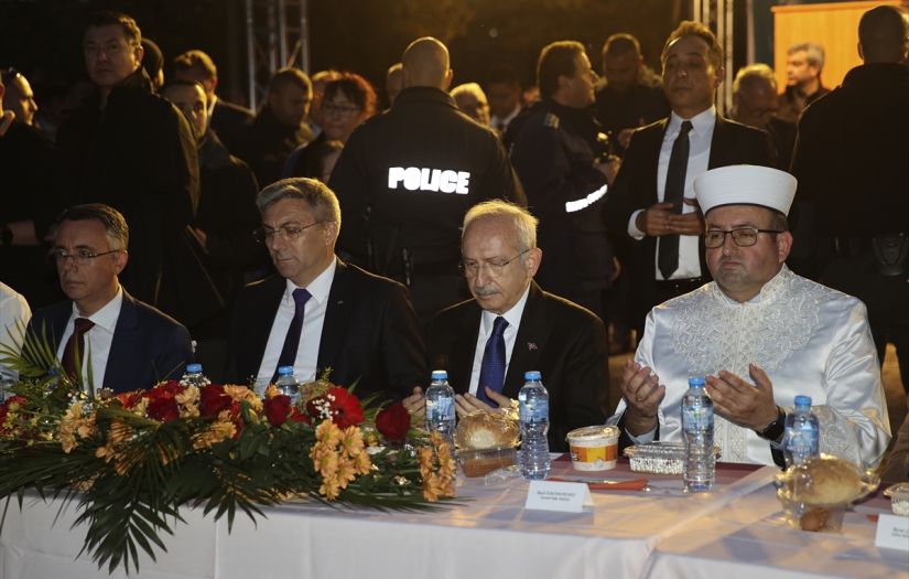 Kılıçdaroğlu, Kırcaali'de iftar programında konuştu