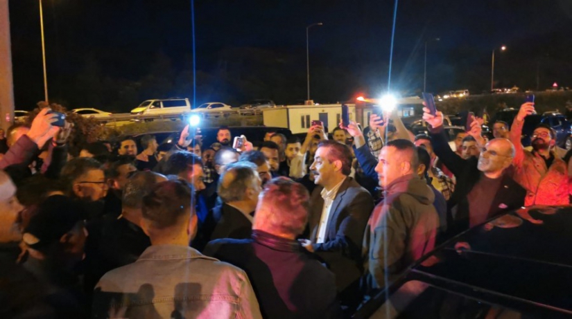 Bursa’da Faruk Çelik’e yoğun ilgi!