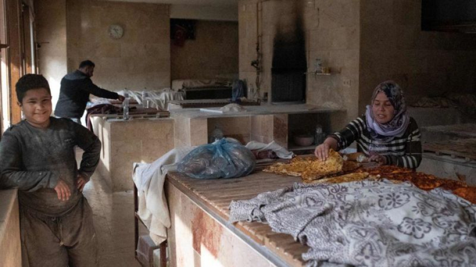 Türkiye'deki Suriyelilerin çoğu neden kayıt dışı çalışıyor, hükümetin bu konuda politikası ne?