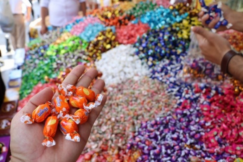 Bayram şekeri görücüye çıktı