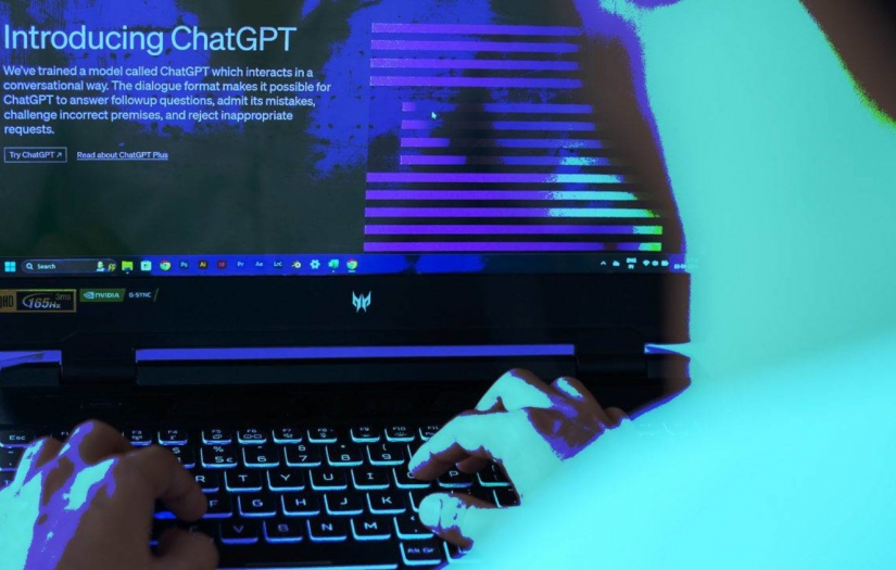 Yapay zeka sosyal medyada insanlardan daha fazla aldatıyor