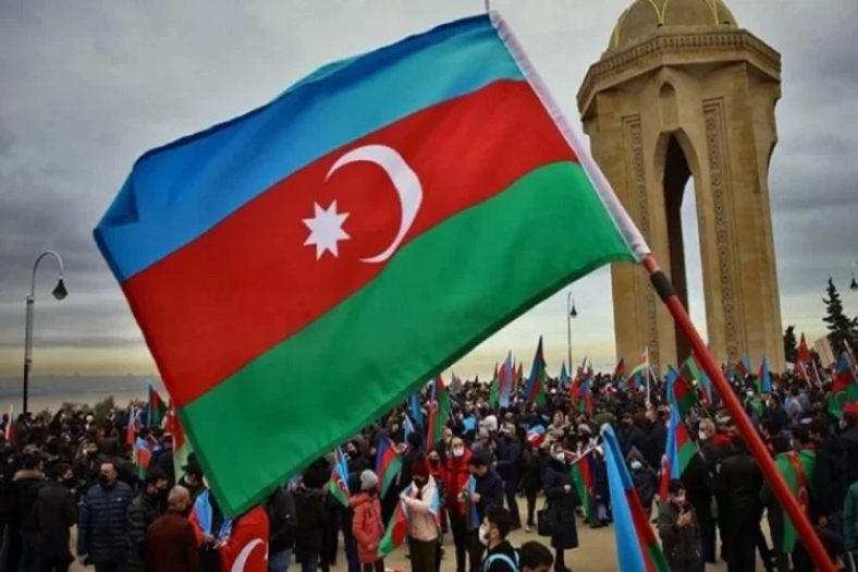 Azerbaycan'dan Ermenilere insanlık dersi!