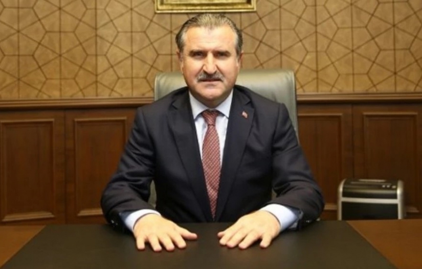 Gençlik ve Spor Bakanı Osman Aşkın Bak: "Bakanlık bünyesine 11 bin 455 sözleşmeli personel alacağız"