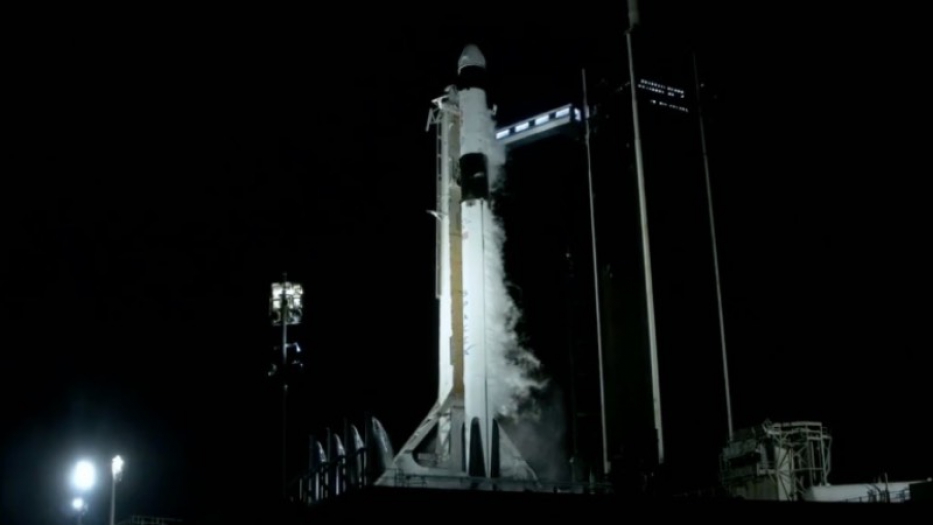 Space X, 4 astronotu daha uzaya gönderdi
