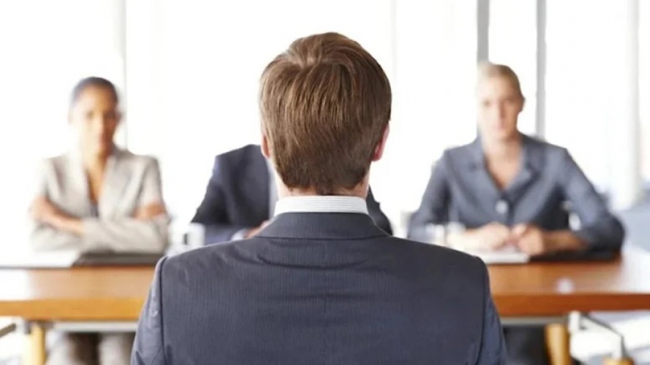 Kamuda mülakat hani kalkacaktı?