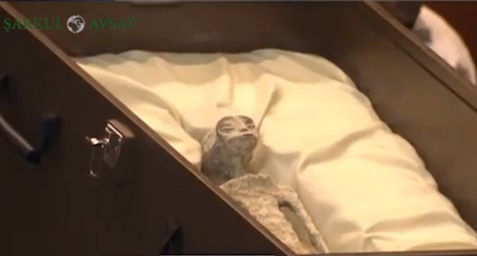 Meksika Kongresi'nde gerçekten uzaylılar mı sergilendi?