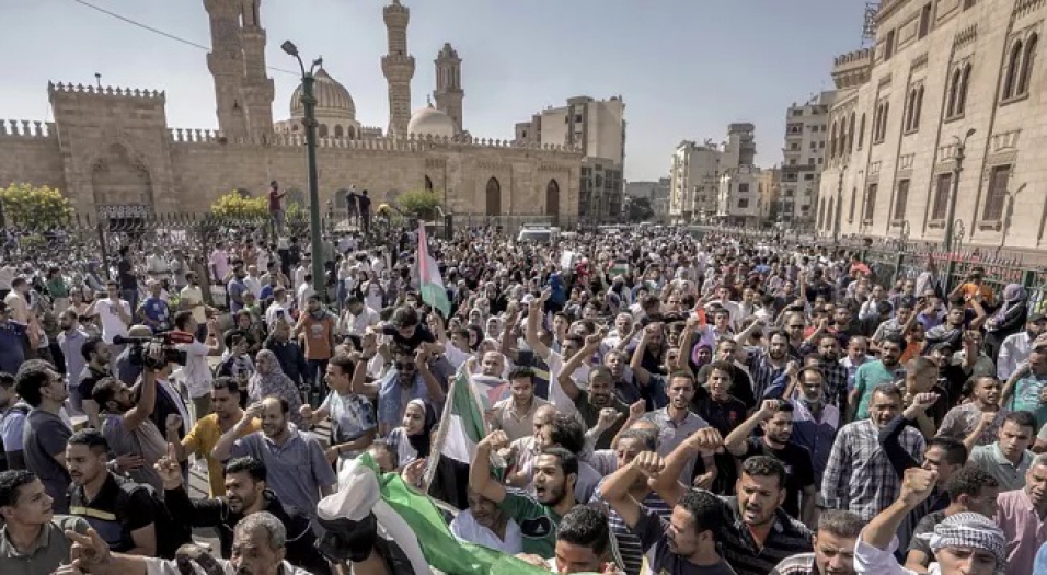 Dünya genelinde cuma namazı sonrası Filistin'e destek gösterileri