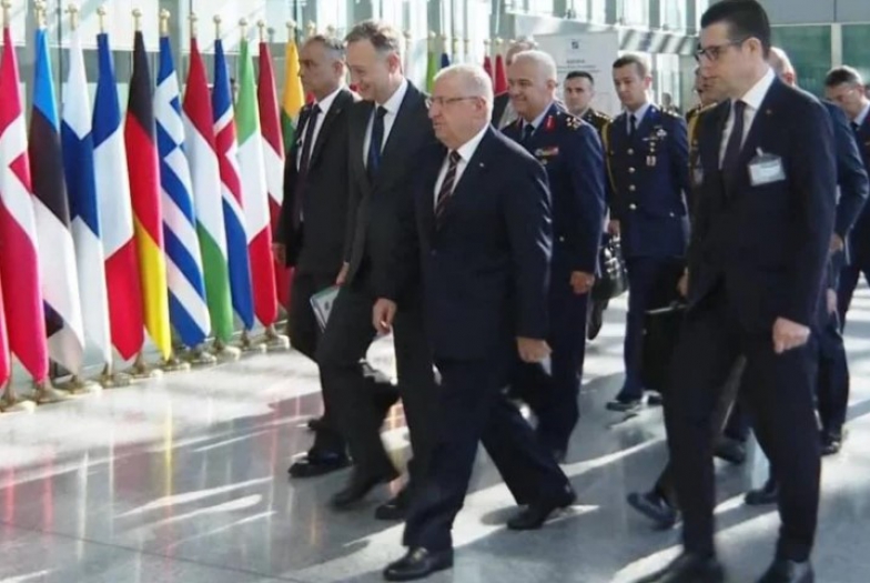 Milli Savunma Bakanı Güler, NATO toplantısı için Brüksel'de