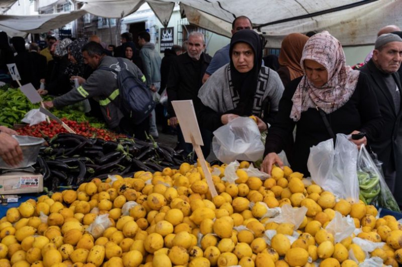 Enflasyon TÜİK'e göre yüzde 61, ENAG'a göre yüzde 126