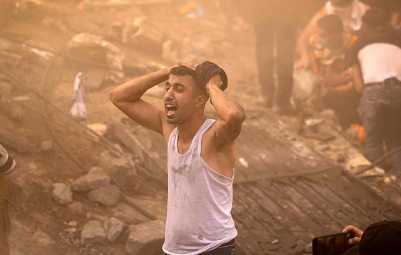 Gazze’deki Sağlık Bakanlığı: İsrail saldırılarında 10 binden fazla kişi öldü!