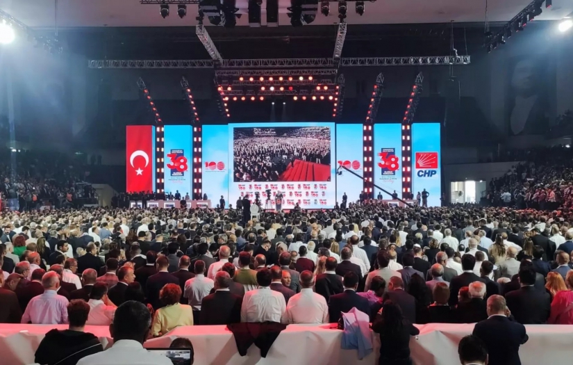 Kılıçdaroğlu'ndan 'kurultay' açıklaması: Sırtımdaki hançerlerle seçime girmek zorunda kaldım