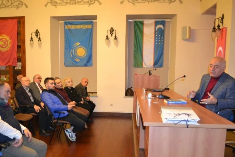 Büyük Türkolog Prof. Dr. Kâmil Veli Nerimanoğlu hayatını kaybetti