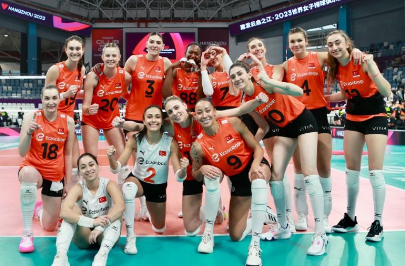 Çin'deki Türk finalinde şampiyon Eczacıbaşı Dynavit!