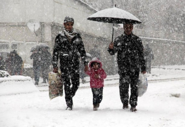 İşte İstanbul'da beklenen kar yağışının tarihi!