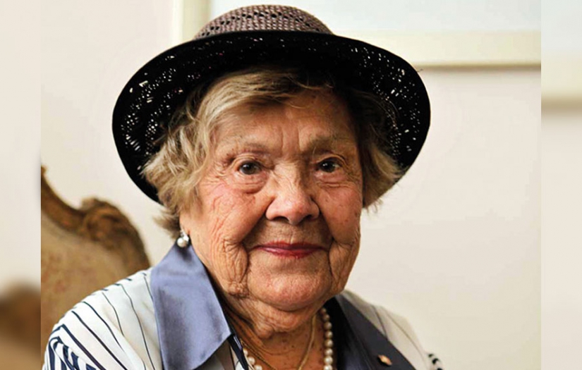 Sümerolog Muazzez İlmiye Çığ 'Çam süslemek Türk geleneğidir, Avrupalılar Noel kutlamasını bizden aldı'