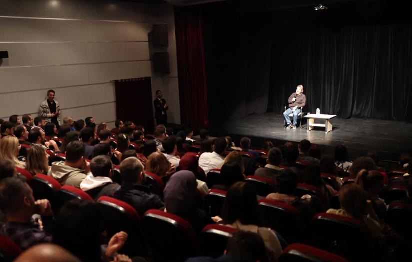 Senarist ve Yönetmen Zeki Demirkubuz ‘Hayat’ filmini anlattı