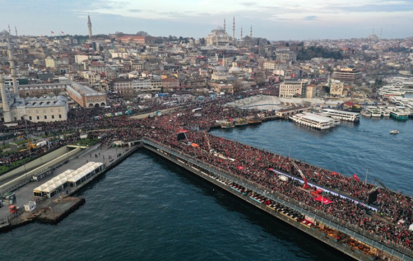 2024'ün ilk gününde İstanbul'da büyük yürüyüş