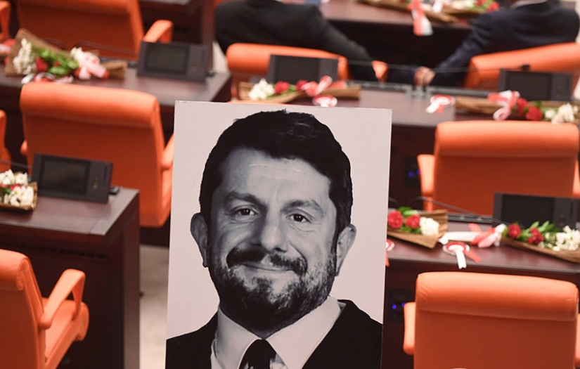 Can Atalay'ın Vekilliği Düşürüldü!