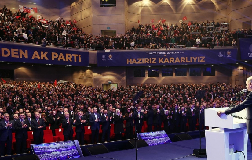 Cumhurbaşkanı Erdoğan, 10 büyükşehir ve 16 ilin belediye başkan adayını açıkladı