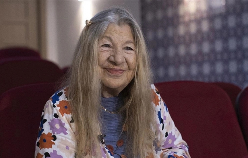 Tiyatro Sanatçısı Ayla Algan hayatını kaybetti