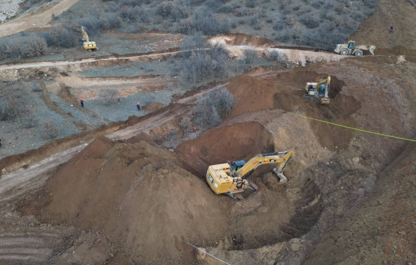 Bakan Yerlikaya  açıkladı: Yeni toprak kayması riski var