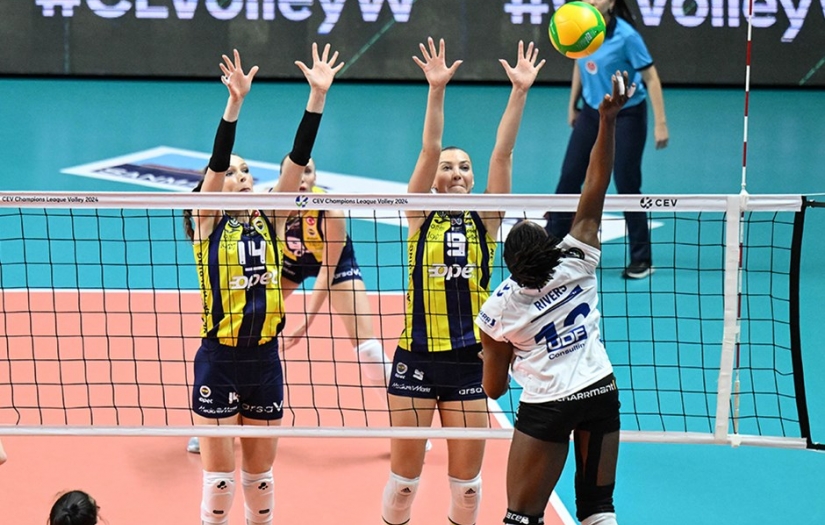 Fenerbahçe Opet, CEV Şampiyonlar Ligi'nde yarı finalde