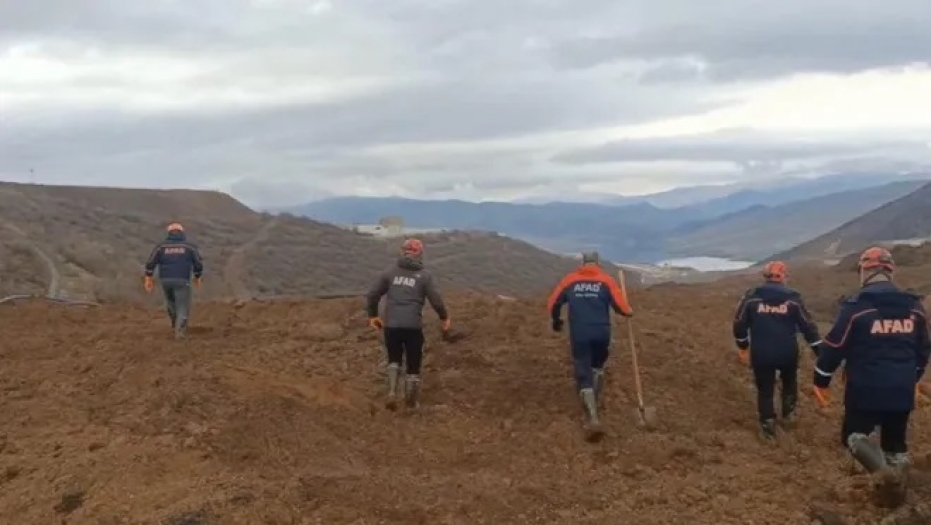 İliç'te arama kurtarma çalışmaları durduruldu