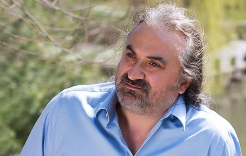 Volkan Konak "şarkı söylemeyeceği" söylemini düzeltti