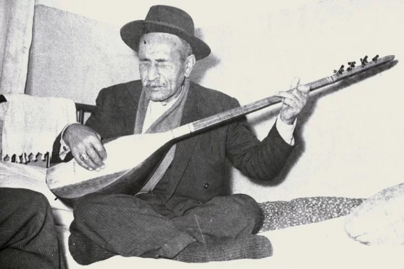 İki kapılı bir han kapanalı 51 yıl oldu: Aşık Veysel vefat yıl dönümünde saygıyla anıldı