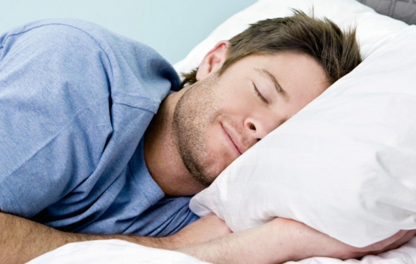 2 Dakikada uykuya dalmanın sırrı