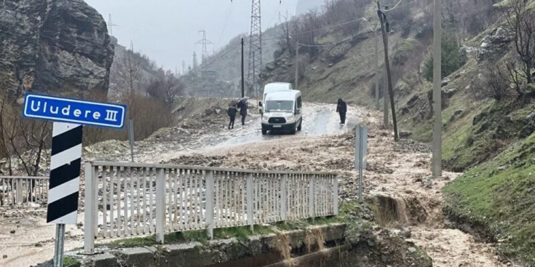 Şırnak’ta sel felaketi: Eğitime ara verildi