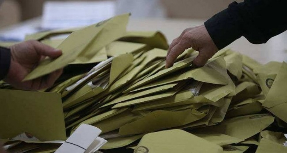 YSK kararı yayımlandı: İptal durumunda yenileme seçimleri 2 Haziran'da yapılacak