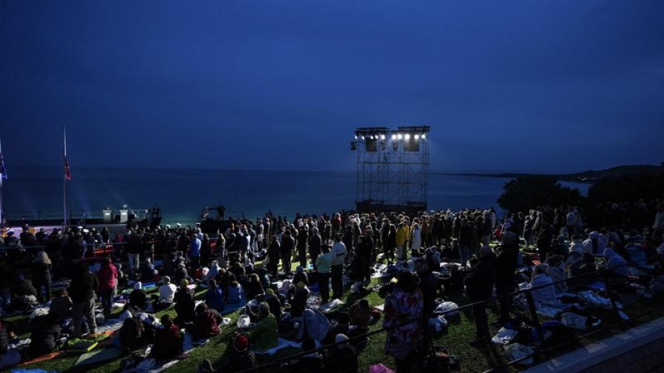 Anzaklar yine Gelibolu'da; Bu defa Geleneksel 'Şafak Ayini'
