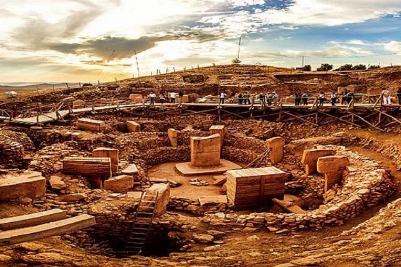 Göbeklitepe'de günlük ziyaretçi rekoru kırıldı