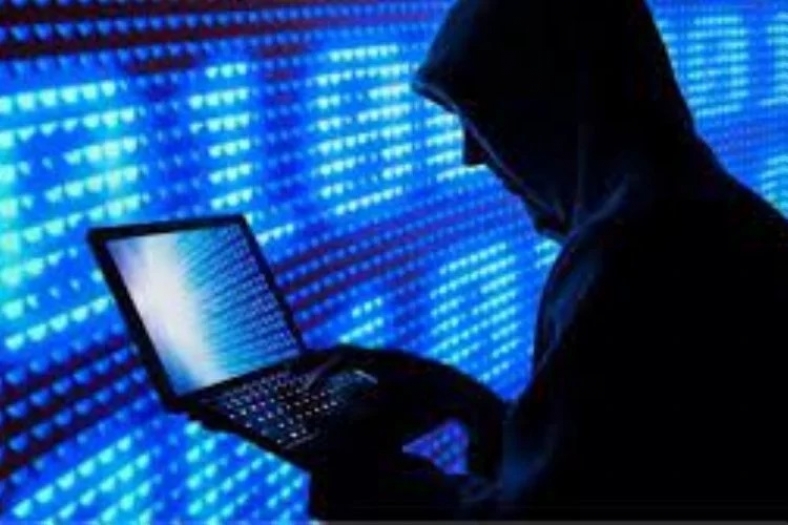 Ukrayna, Rusya'ya karşı siber saldırı düzenleyen hackerlar'ı ödüllendirdi