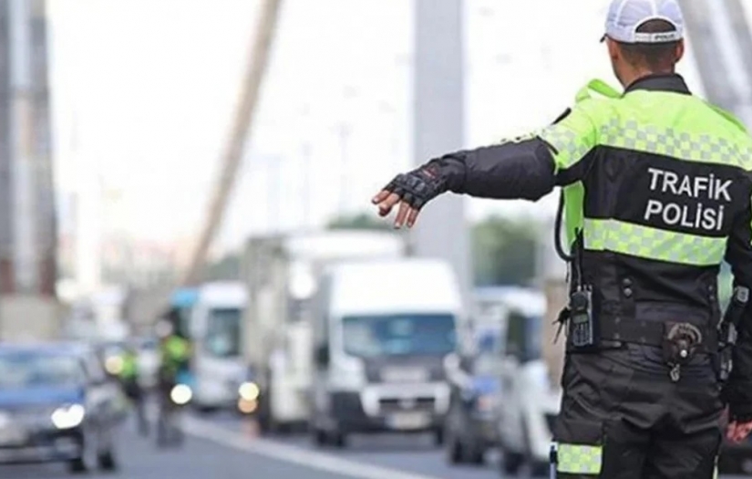 Yeni Uygulama Yürürlüğe Girdi! Bunu Yaptırmadan Trafiğe Çıkanların Arabası Bağlanacak