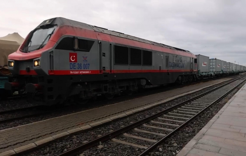 BAKÜ-TİFLİS-KARS Demiryolu hattı yeniden açıldı