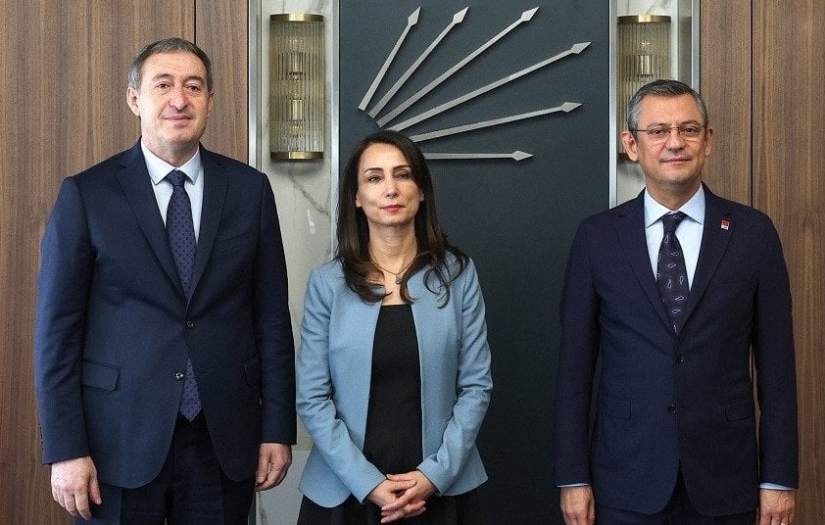 DEM Parti'den CHP'ye 'Anayasa' Ziyareti!