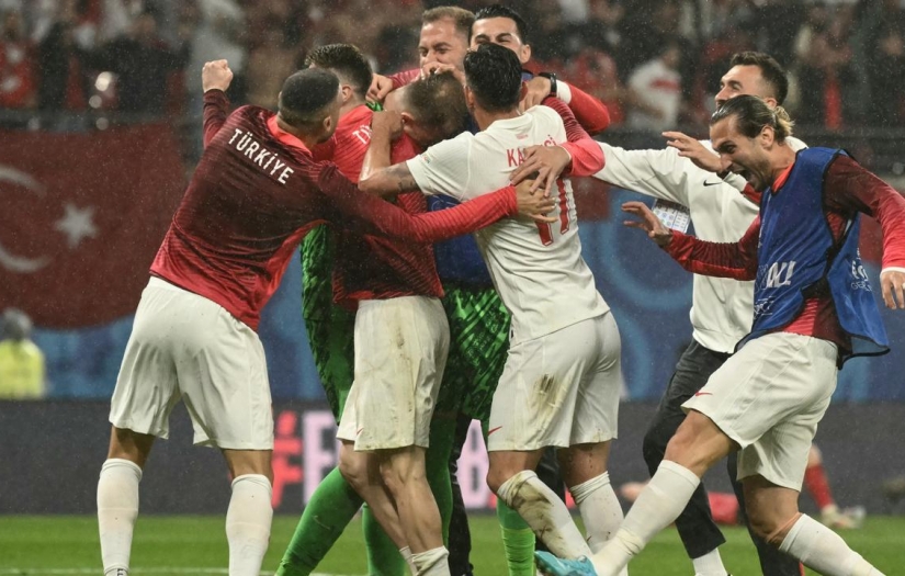 Bizim Çocuklar çeyrek finalde!