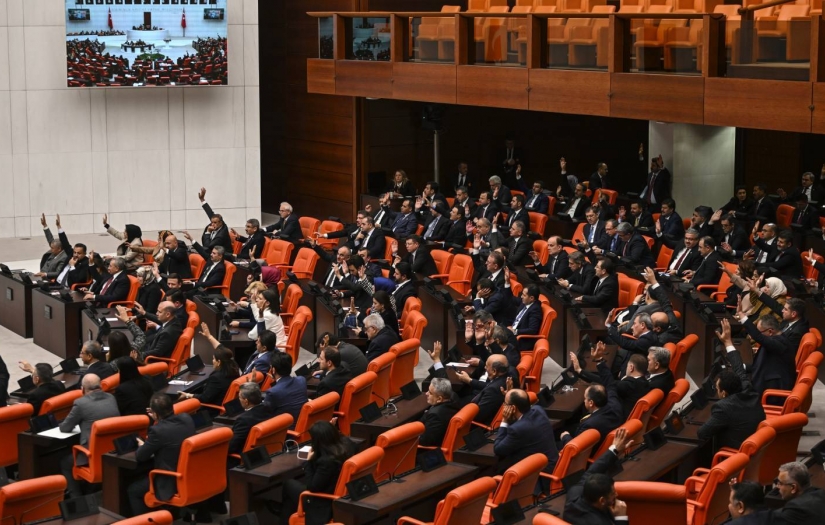 TBMM'nde 5 yasa teklifi için yoğun mesai