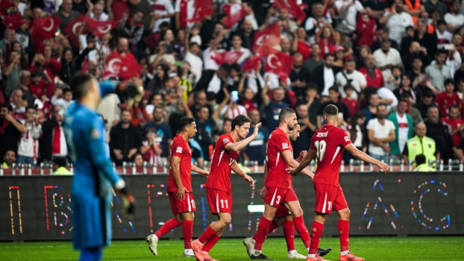 Türkiye Karadağ'ı tek golle devirdi