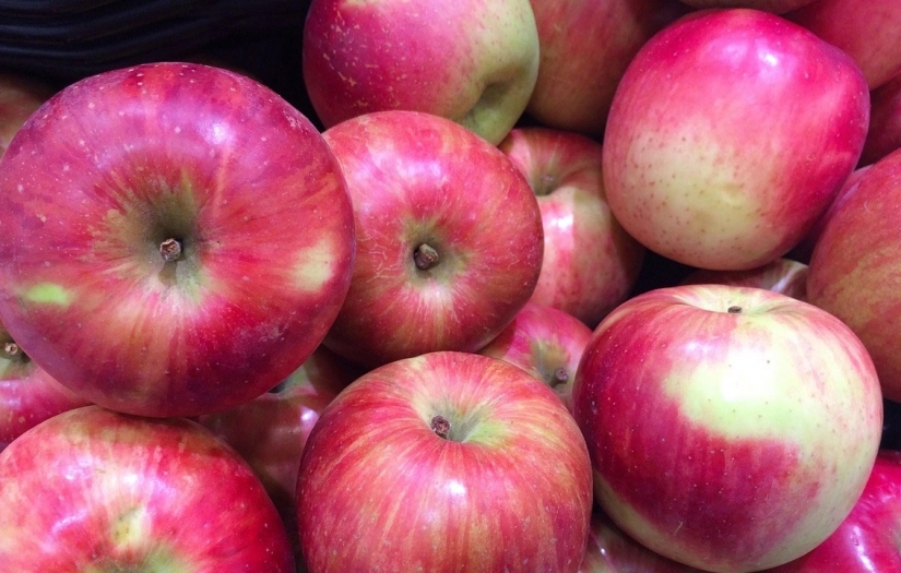 Migros'ta elmalar zehirli çıktı, vatandaş savcılığa şikayet etti