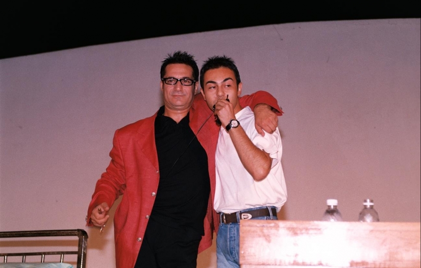 Serdar Ortaç ve Mehmet Ali Erbil'e yasa dışı bahis soruşturması