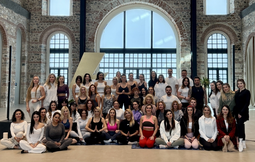 Tersane’de Ece Vahapoğlu ile Yoga