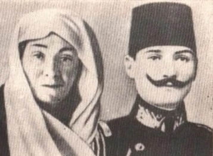 Atatürk'ün annesi Zübeyde Hanım vefatının 102. yılında anılıyor