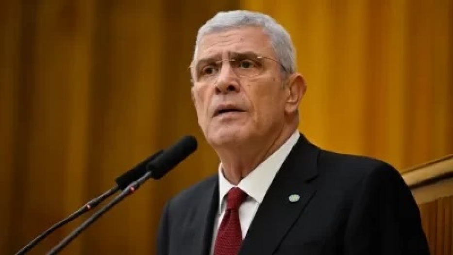 Müsavat Dervişoğlu'ndan İmralı görüşmelerine tepki: Tek adamlık uğruna paspas edip çiğniyorlar