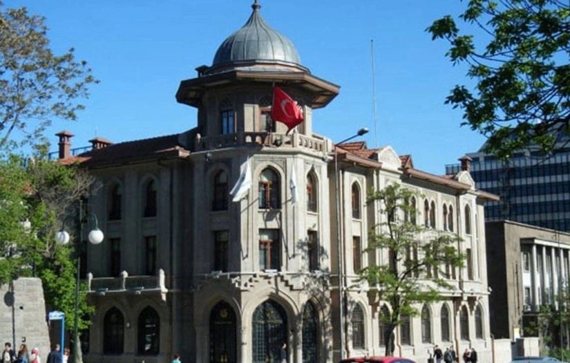 Yunus Emre Vakfı'na naylon fatura soruşturması: 8 kişi tutuklandı