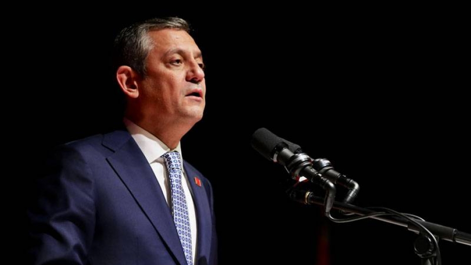 Özgür Özel'den, Erdoğan'ın "Ayağını denk al" çıkışına yanıt: Hodri meydan! Partinin önüne tank mı göndereceksin?