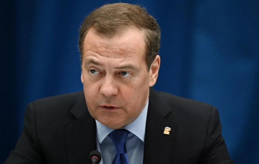 Medvedev: Rusya, Almanya'nın ekonomik çöküşünü sabırsızlıkla bekliyor